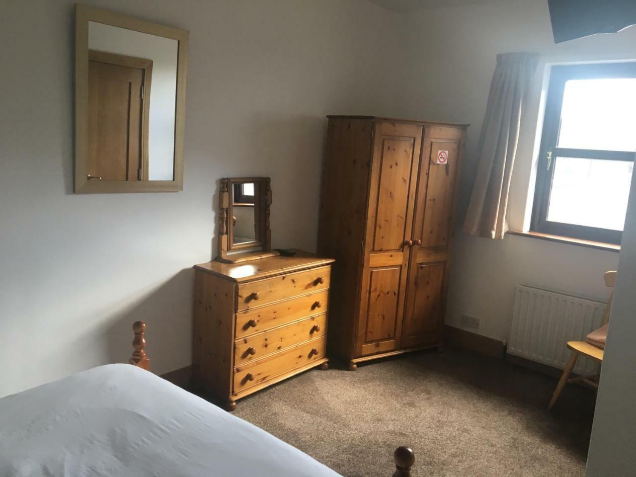 Dalys Accommodation 基尔根尼 外观 照片