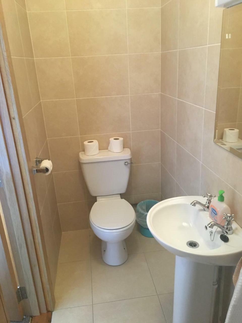 Dalys Accommodation 基尔根尼 外观 照片